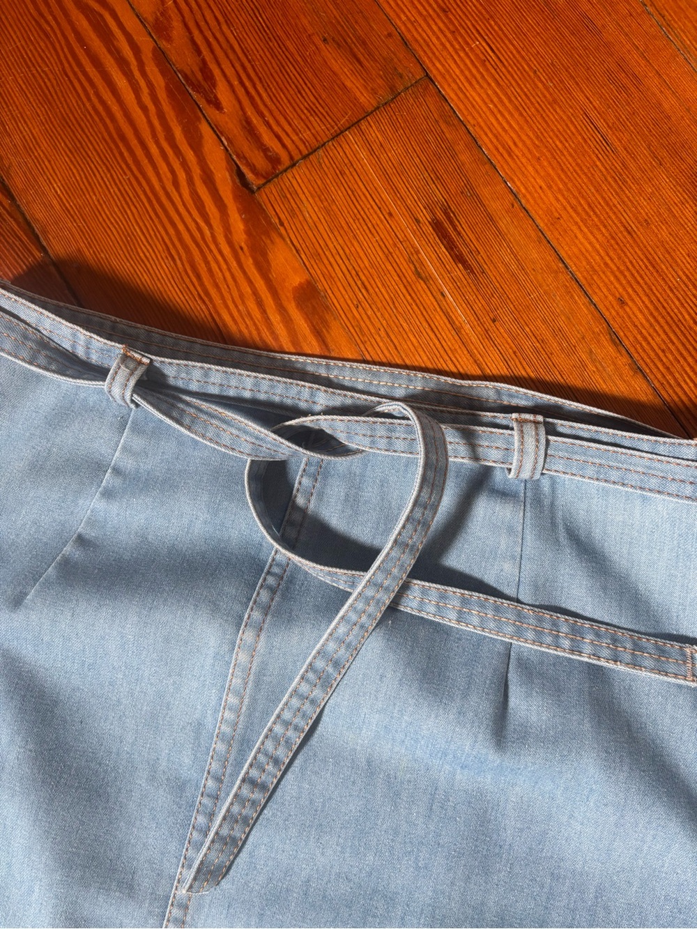 Vintage Russ Light Blue Denim A-Line Wrap Skirt with Tie Waist - Picture 9 of 11